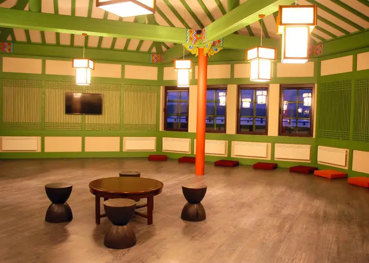 Петрово: Hotel South East Asia Etnomir