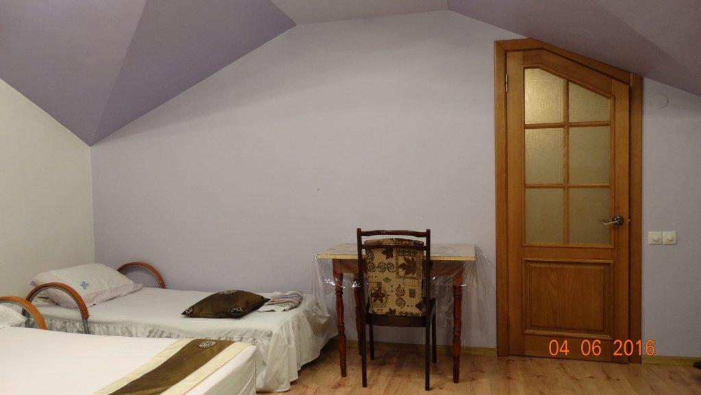 Керчь: Гостевой Дом У Высоцкой