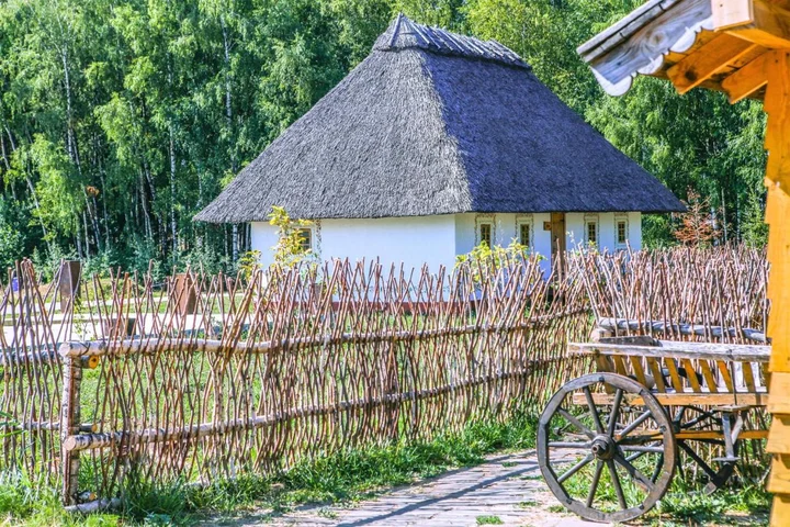 Петрово: Этномир Отель Украина