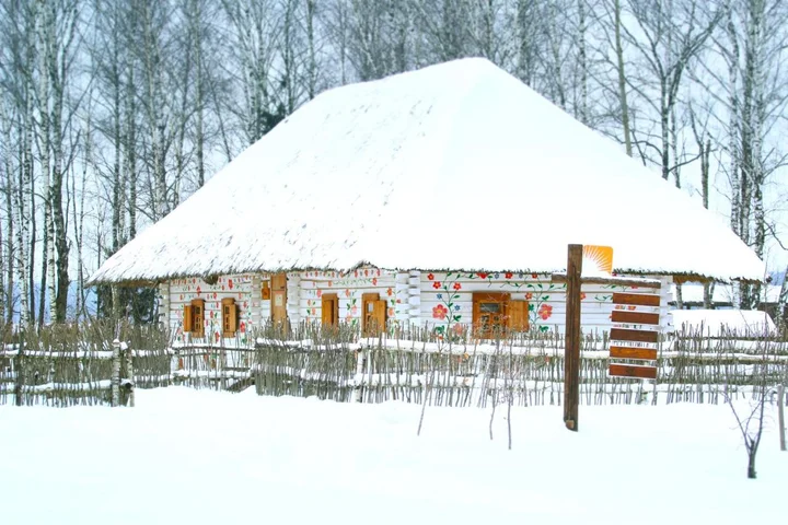 Петрово: Этномир Отель Украина