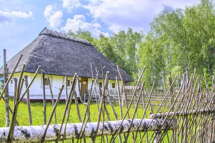 Петрово: Этномир Отель Украина