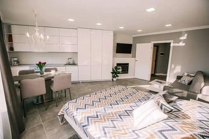 Зеленоградск: Apartments on Volodarsky Street
