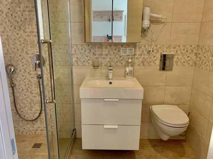 Сириус: SunrayHome (СанрэйХоум) на улице Тюльпанов 41Е