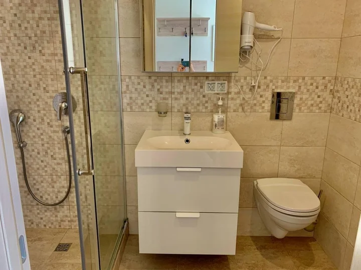 Сириус: SunrayHome (СанрэйХоум) на улице Тюльпанов 41Е