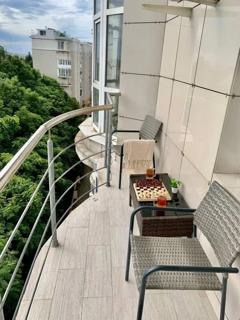 Сириус: SunrayHome (СанрэйХоум) на улице Тюльпанов 41Е
