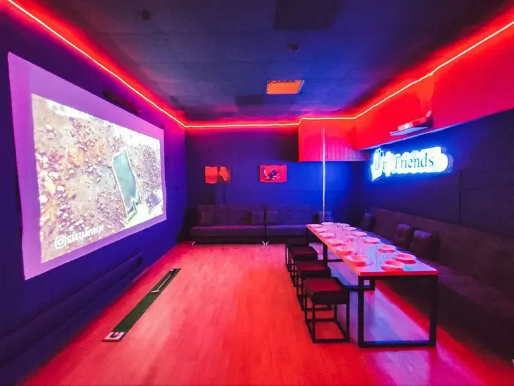 Барнаул: Апартаменты Loft Friends