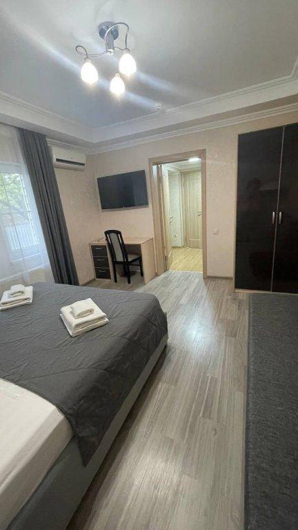 Сириус: Гостевой дом Елена
