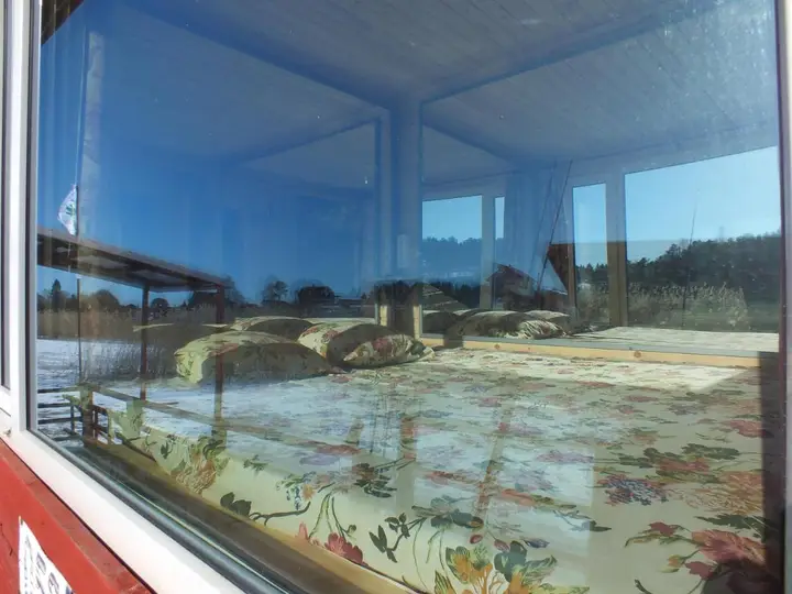 carousel image 4
