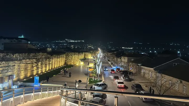Дербент: Апартаменты Квартира 3х Комнатная в Центре Города