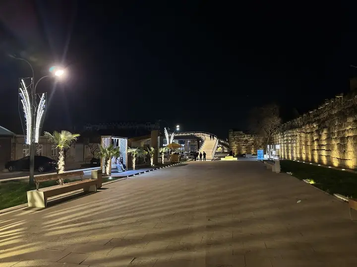 Дербент: Апартаменты Квартира 3х Комнатная в Центре Города