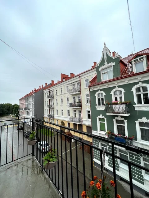 Черняховск: Апартаменты Стильные 2х-комнатные на Театральной с Шикарным Видом