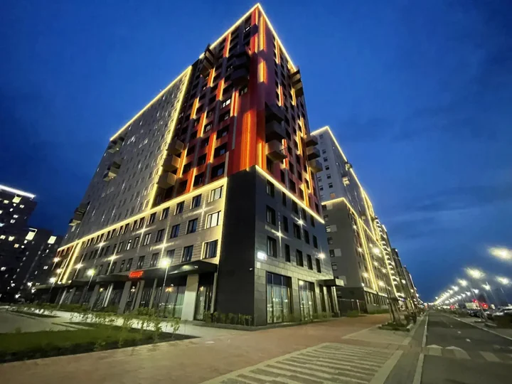 Екатеринбург: NeVotele (НеВотеле) на улице Чемпионов 1