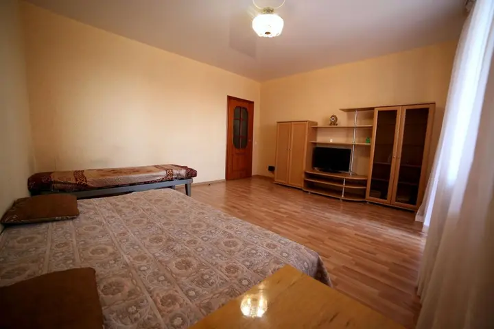 Уфа: Колосс на улице Цюрупы 44/1