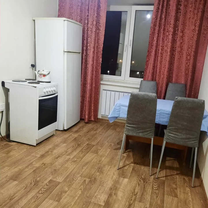 Первоуральск: Иляна на улице Сакко и Ванцетти
