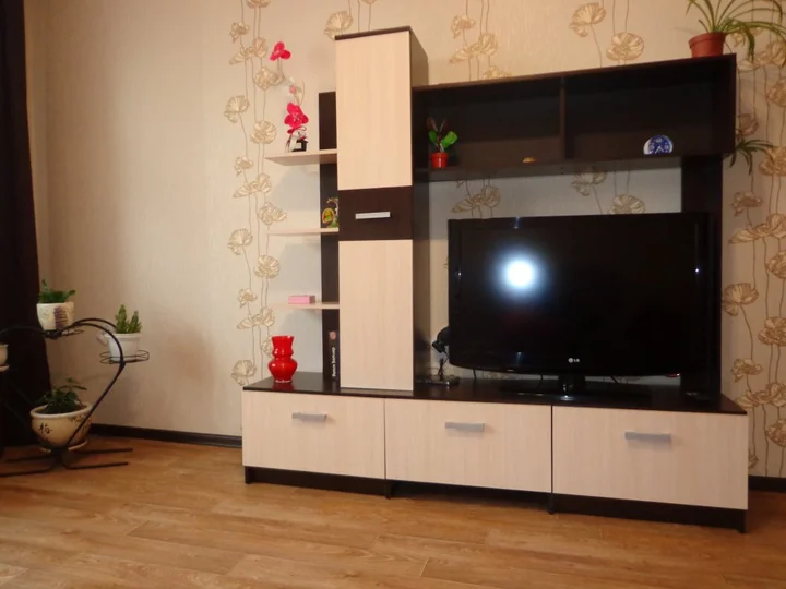 Междуреченск: Апартаменты Весенняя 20