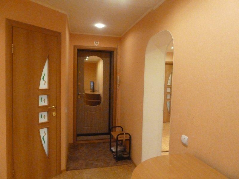 Нефтеюганск: Апартаменты Трехкомнатная квартира на красной линии города