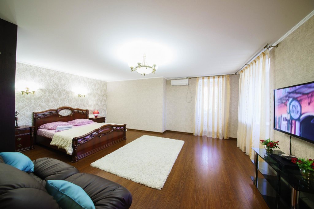 Саратов: Favourite Home (Фэйворит Хоум) на улице Советская