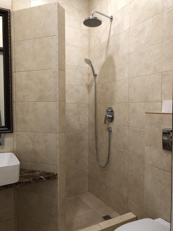 Саратов: Otel Snoff