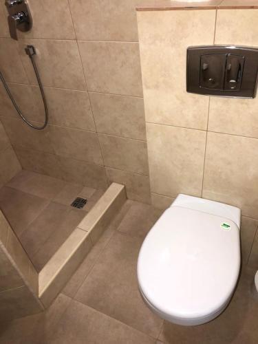 Саратов: Otel Snoff 