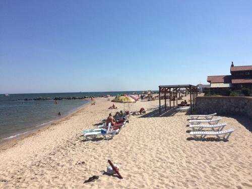 carousel image 0