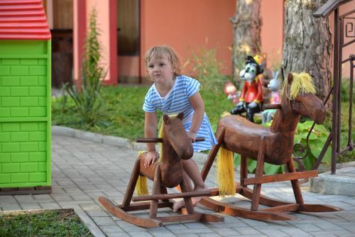 carousel image 5