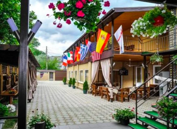 Бердянск: Katrin Hotel