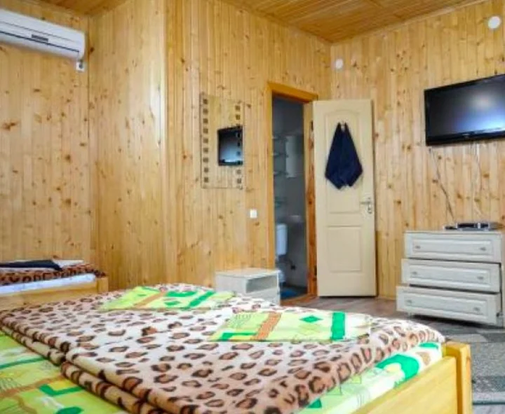Бердянск: Katrin Hotel