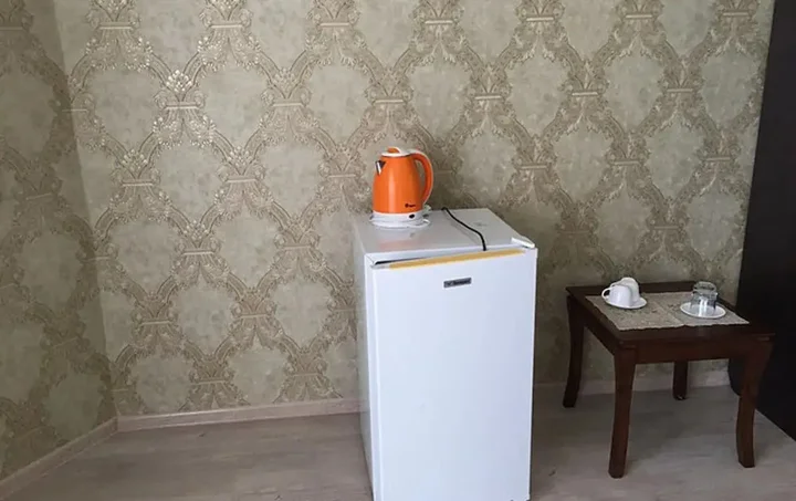 Бердянск: ул. Лазурная, 2