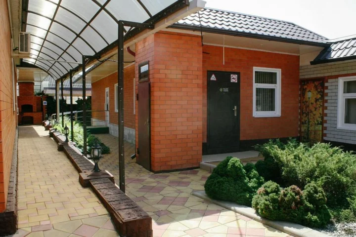 Лабинск: Селиверстова 16