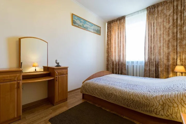 Алматы: Nadezhda Apartments in Samal