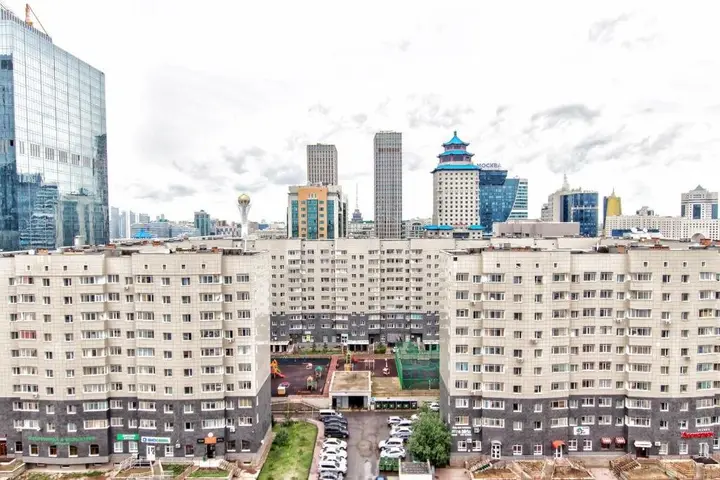 Астана: Two bedroom apartment on Syganak street 64 1