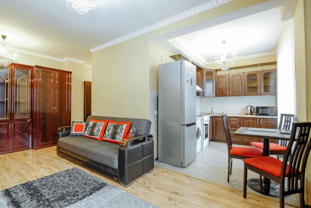 Астана: Two bedroom apartment on Syganak street 64 1