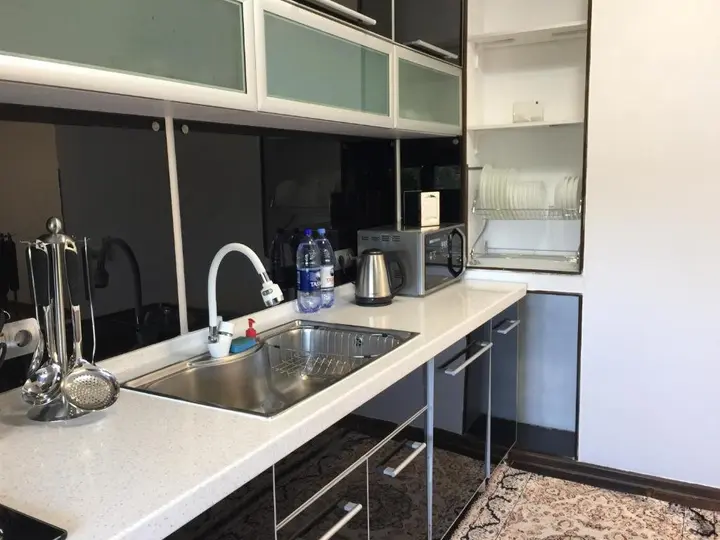 Алматы: Mametovoj, 36 Apartamenty