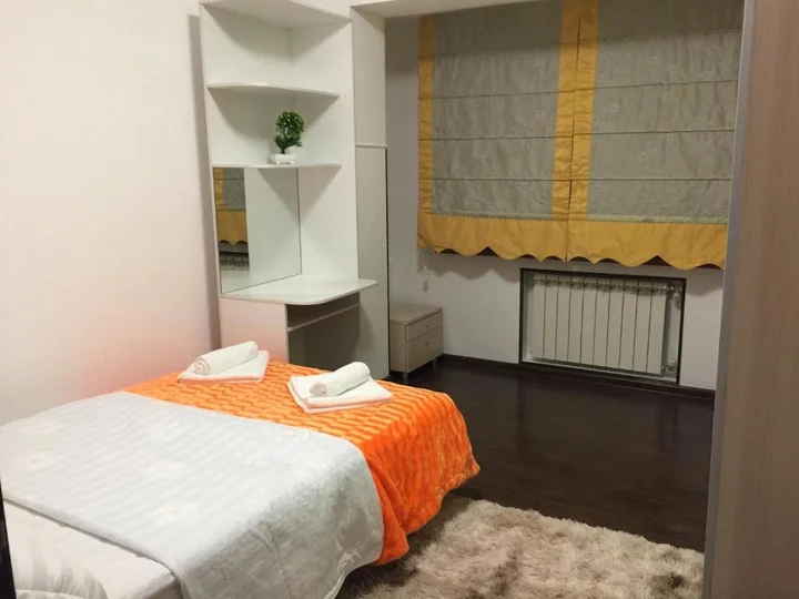 Алматы: Mametovoj, 36 Apartamenty