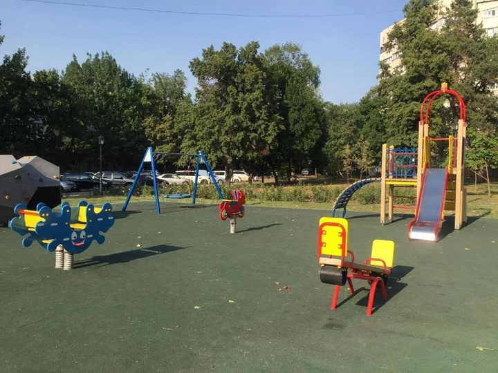 Алматы: Mametovoj, 36 Apartamenty