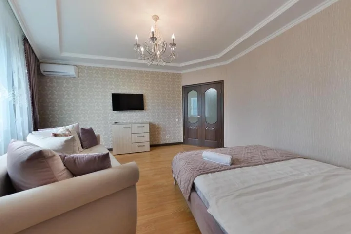Астана: Apartment Lazurniy 101