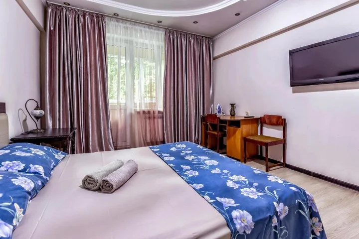 Алматы: 435 Apartamenty v tsentre dlja komandirovannyh i turistov