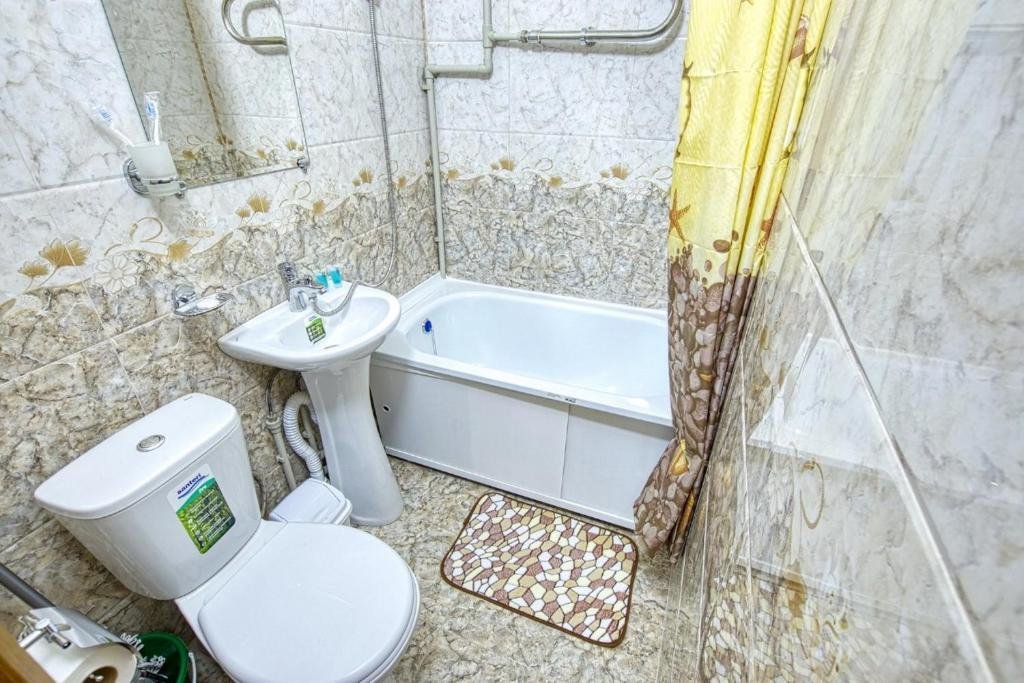 Алматы: Apartamenty na ulitse Klochkova, 128