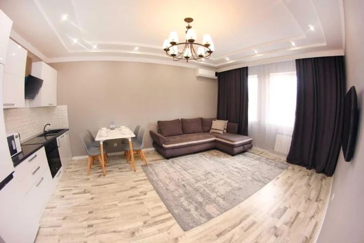 Алматы: Ujutnye apartamenty na Navoi 208/6