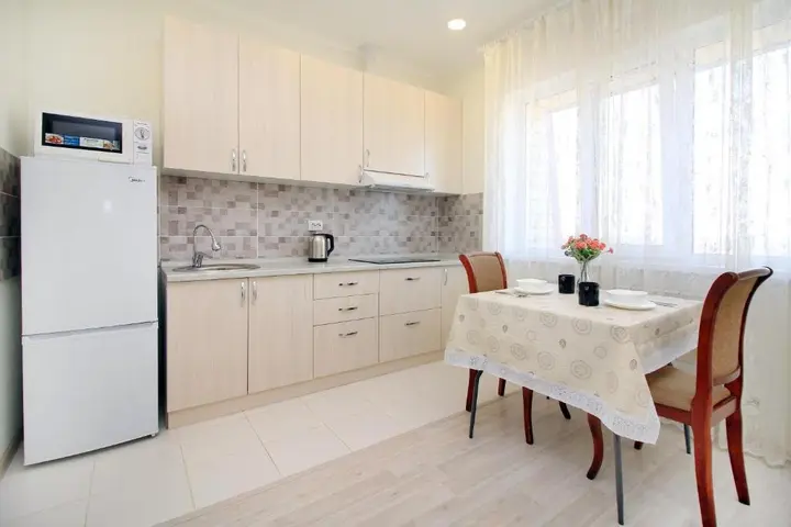 Алматы: ZhK Raduzhnyj bereg apartamenty bliz aeroporta RB343