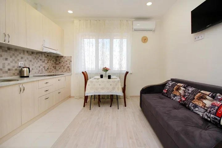 Алматы: ZhK Raduzhnyj bereg apartamenty bliz aeroporta RB343