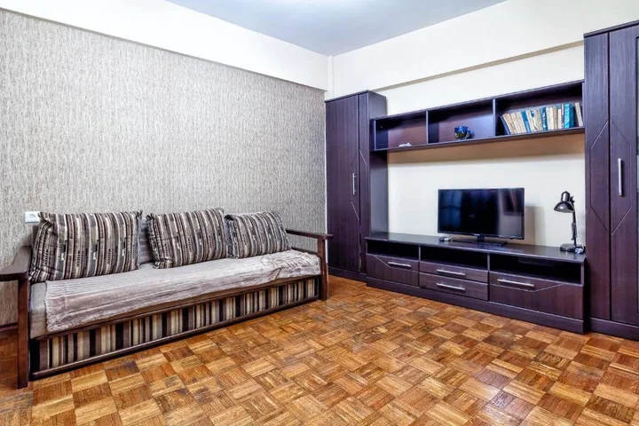 Алматы: 432 Apartamenty v samom tsentre Otlichno podhodjat dlja komandirovannyh i turistov