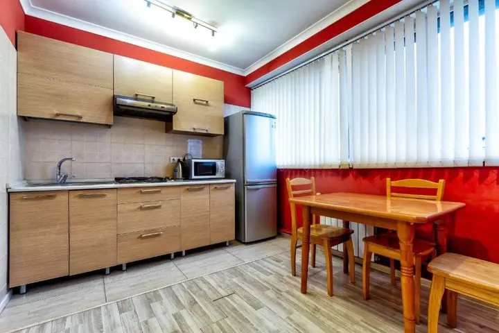 Алматы: 420 Apartamenty v tsentre vozle Arbata Otlichno podhodjat dlja komandirovannyh i turistov