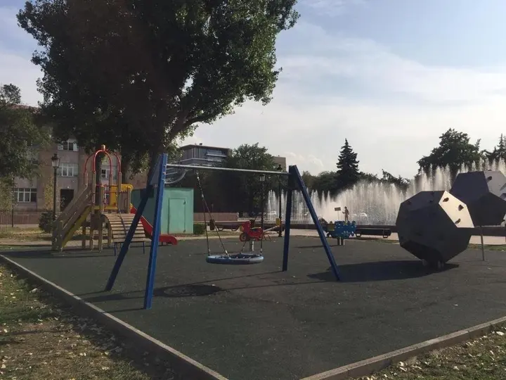 Алматы: 3-h komnatnye apartamenty v tsentre