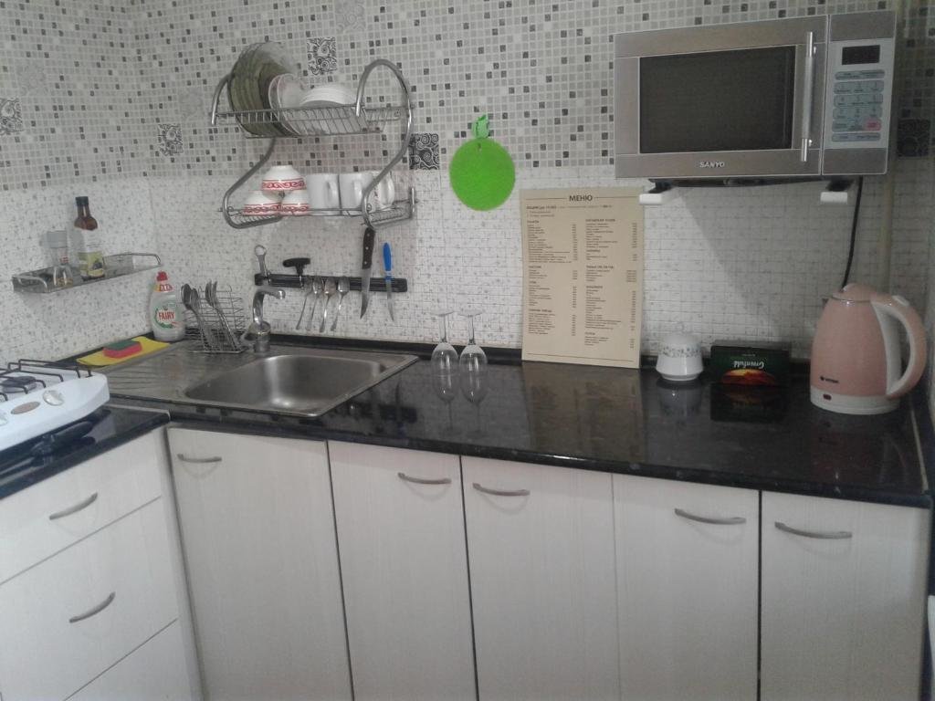 Алматы: Apartments on Koktem 1