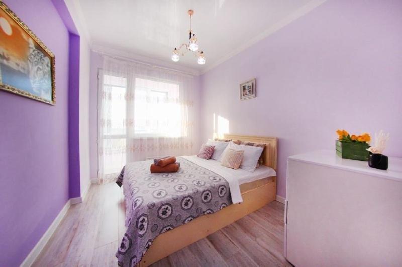 Алматы: 2 kom ujutnaja studija v Novom ZhK vozle Megi
