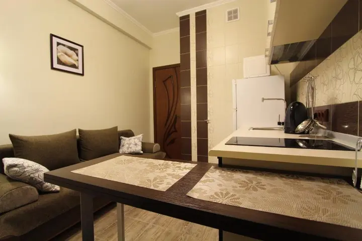 Алматы: Nadezhda Apartments on Kazybek bi st.