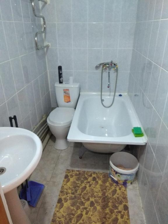 Актау: Apartment in 3 b mikroraion