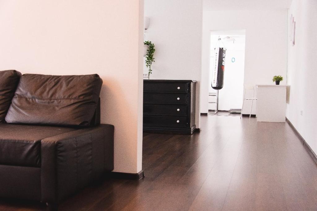 Караганда: Apartament on Mukanova 14/3