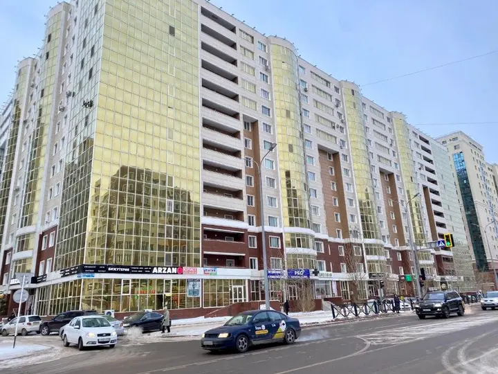 Астана: Apartment on 13 Almaty street in Astana
